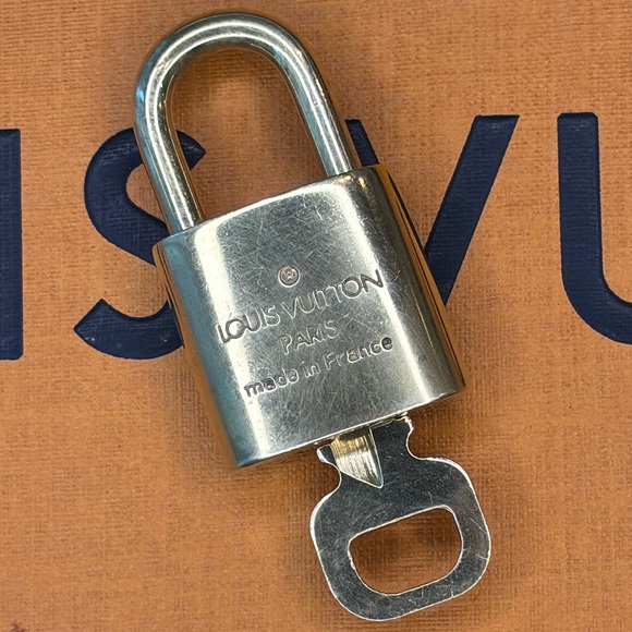 LOUIS VUITTON | Gold Tone Lock and Key #301 - Picture 2 of 3